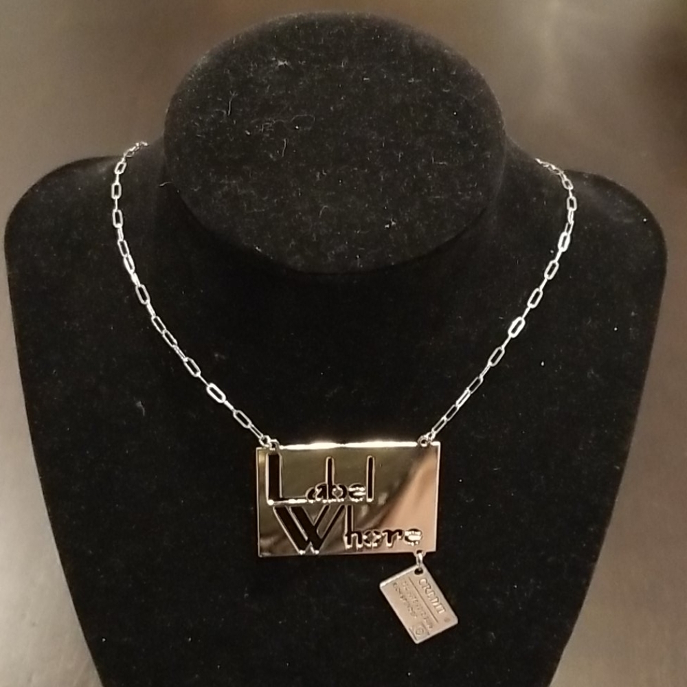 Noir, necklace phrase "Label Whore" new silver